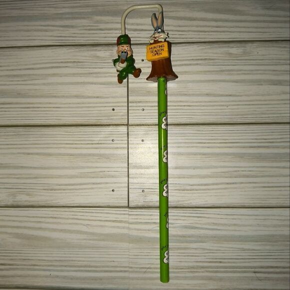 Bugs Bunny Vintage 1988 Hunting Season Pencil Topper Applause 3D With Movement - Picture 1 of 6